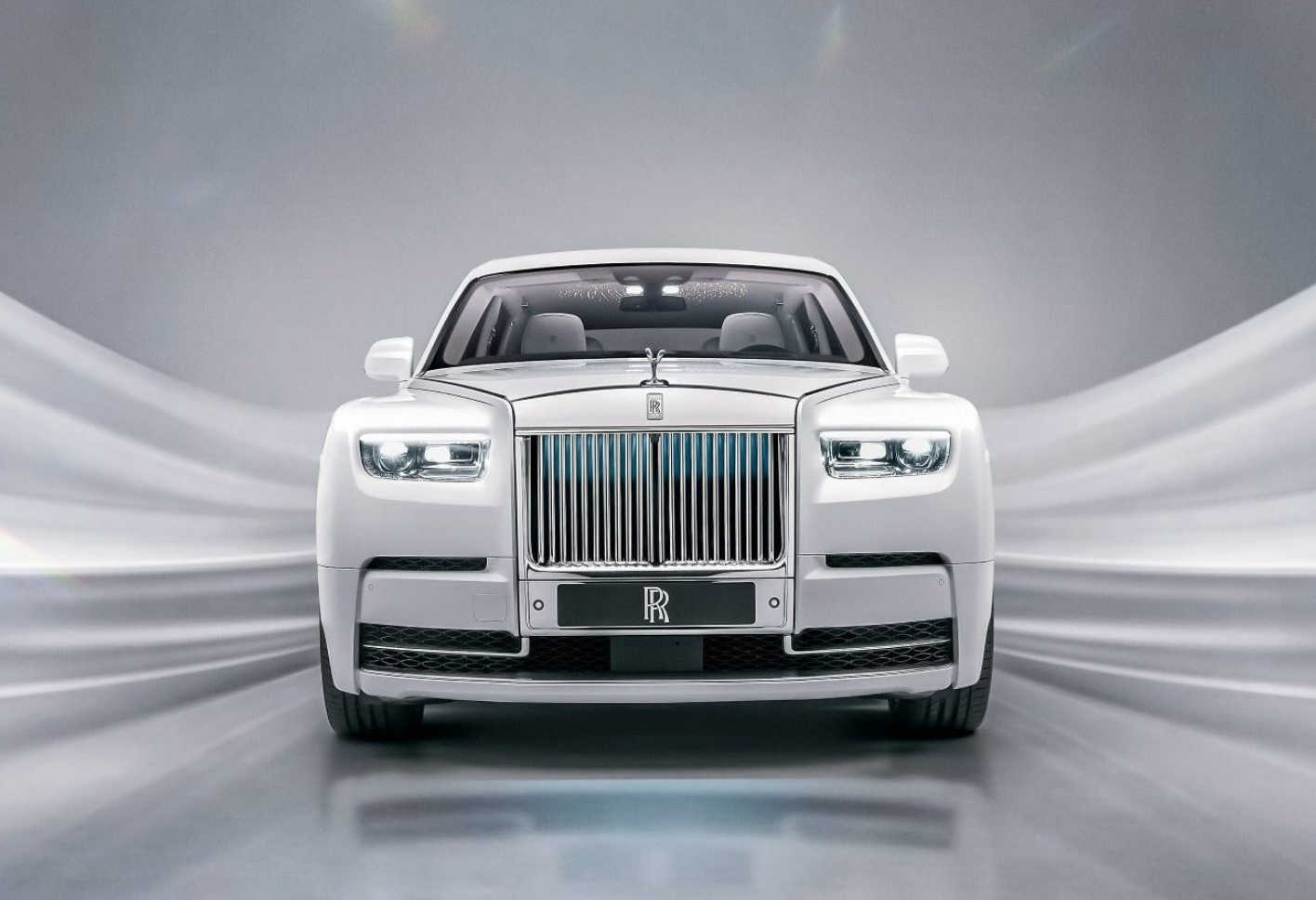 Rolls-Royce updates the eighth generation of the Phantom