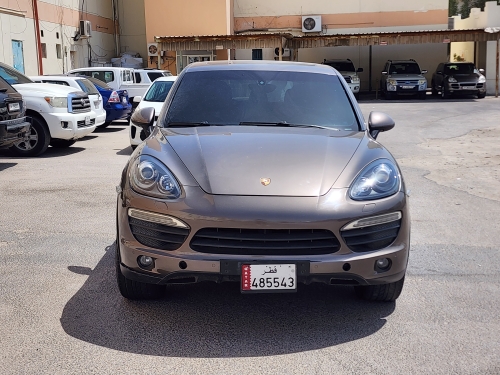 Porsche Cayenne  2012