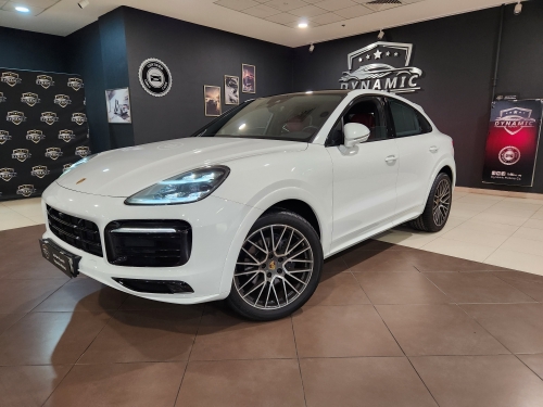 Porsche Cayenne  2021