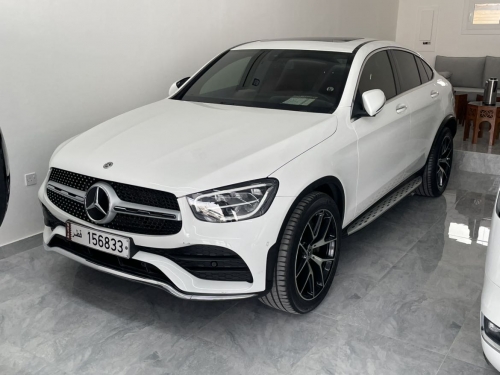 Mercedes-Benz... 2021