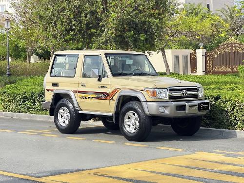 Toyota Land Cruiser LX