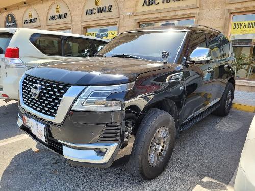 Nissan Patrol  Platinum