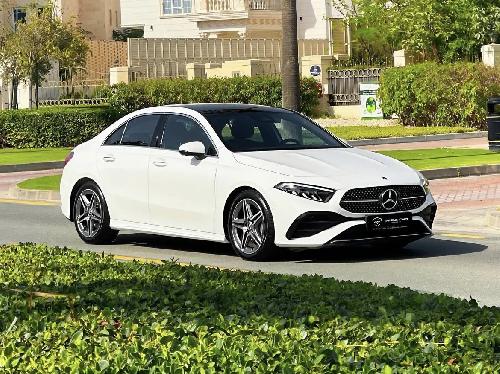 Mercedes-Benz C-Class Sedan 200
