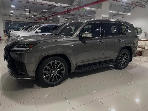 Lexus LX 600  F-Sport