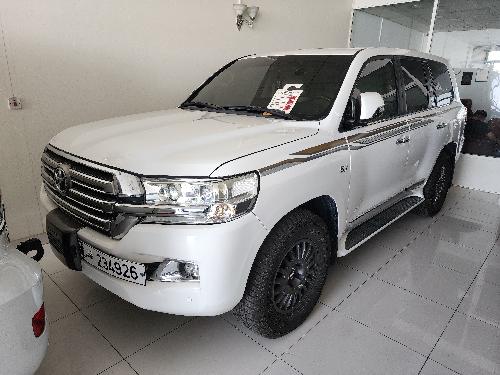 Toyota Land Cruiser VX.R