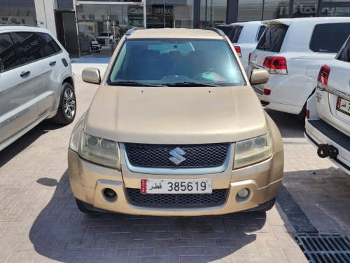 Suzuki Grand... 2010